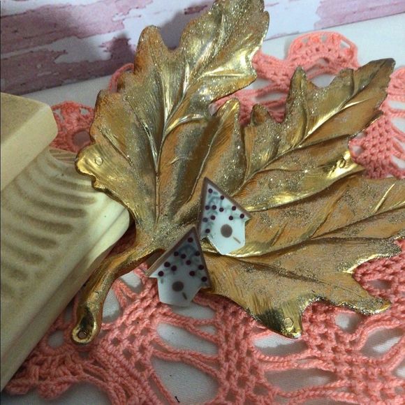 Vintage Porcelain Birdhouse Earrings Posts Studs Birdhouse Pierced Earrings - Picture 9 of 15